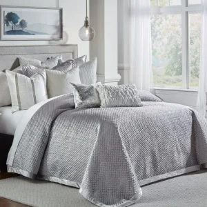 Cloud9d Amani Grey Quilt Set (2 Sizes) BEDDING