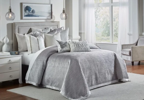 Cloud9d Amani Grey Quilt Set (2 Sizes) BEDDING