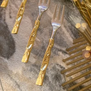 Inspire Me! Home Decor Crumpled Gold Handle Dessert Forks (Set Of 4)