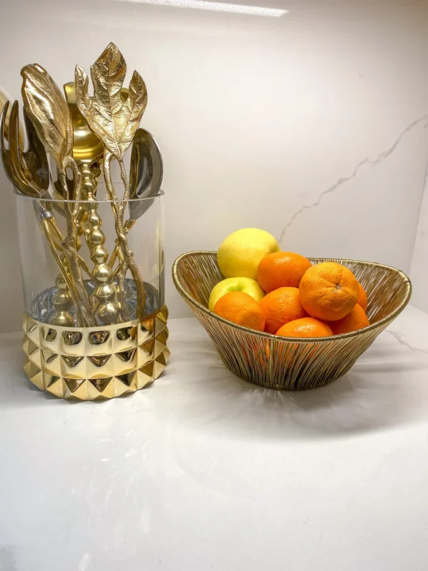 Inspire Me! Home Decor Gold Wire Metal Bowl