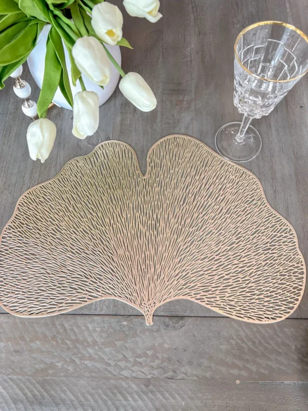 Inspire Me! Home Decor Gold Ginko Leaf Tablemat