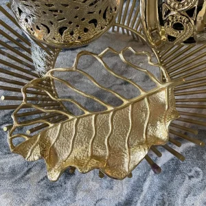 Inspire Me! Home Decor Gold Openwork Leaf Decor/ Trivet