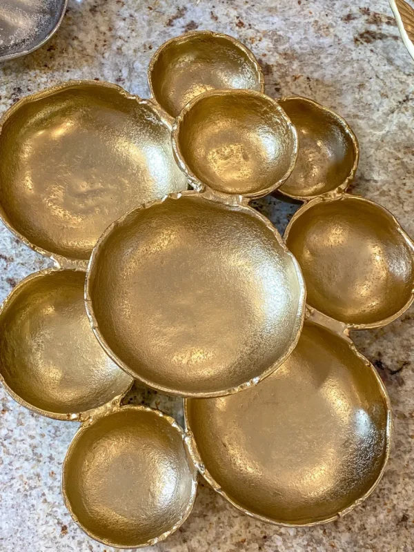 Inspire Me! Home Decor Gold 9 Cluster Bowl