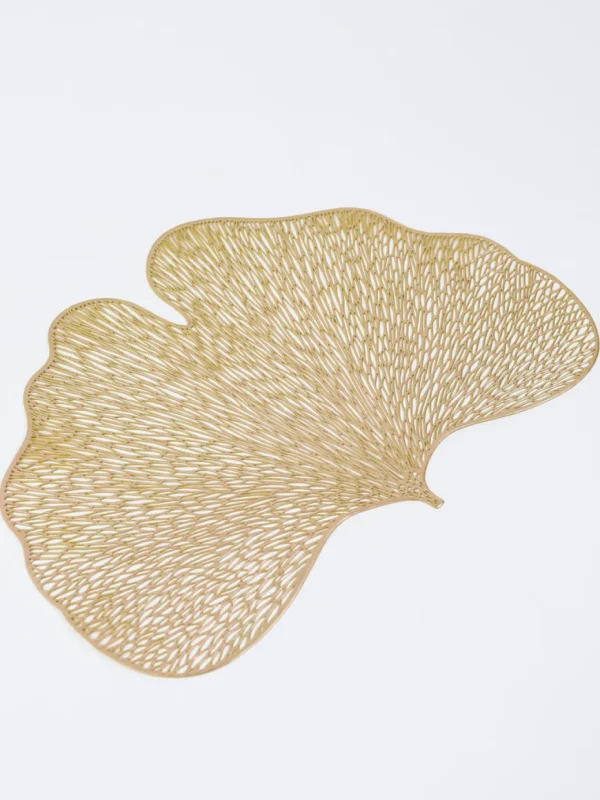 Inspire Me! Home Decor Gold Ginko Leaf Tablemat