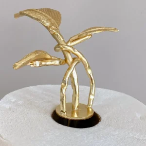 Inspire Me! Home Decor Gold Leaf Detailed Paper Towel Holder