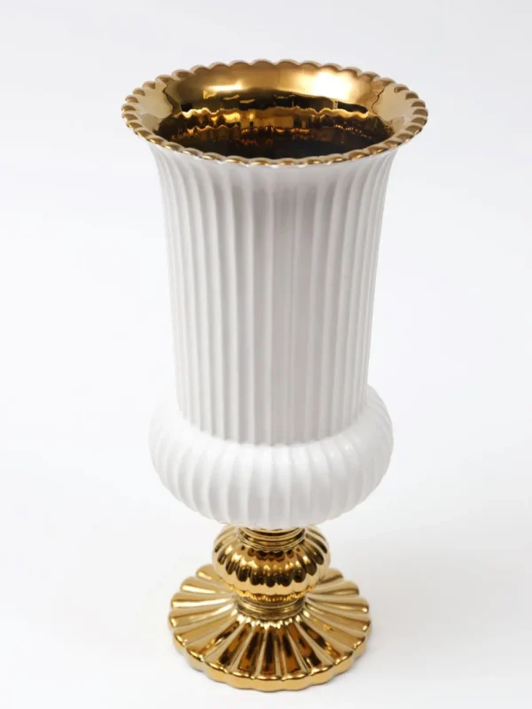 Inspire Me! Home Decor Gold White Linear Vase (2 Colors)