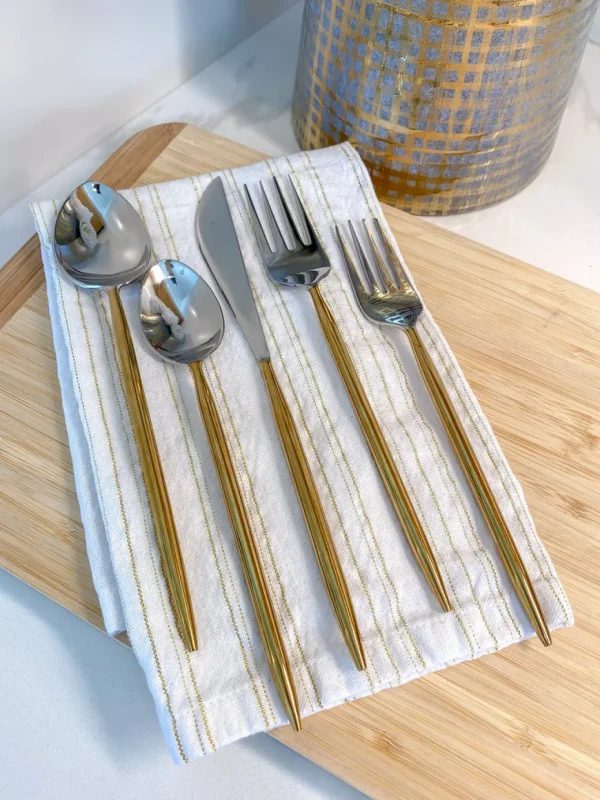 Inspire Me! Home Decor KITCHEN Two-Tone Flatware Set