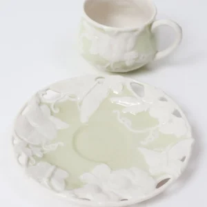 Inspire Me! Home Decor KITCHEN Set Of 2 Butterfly Tea Cup & Saucers