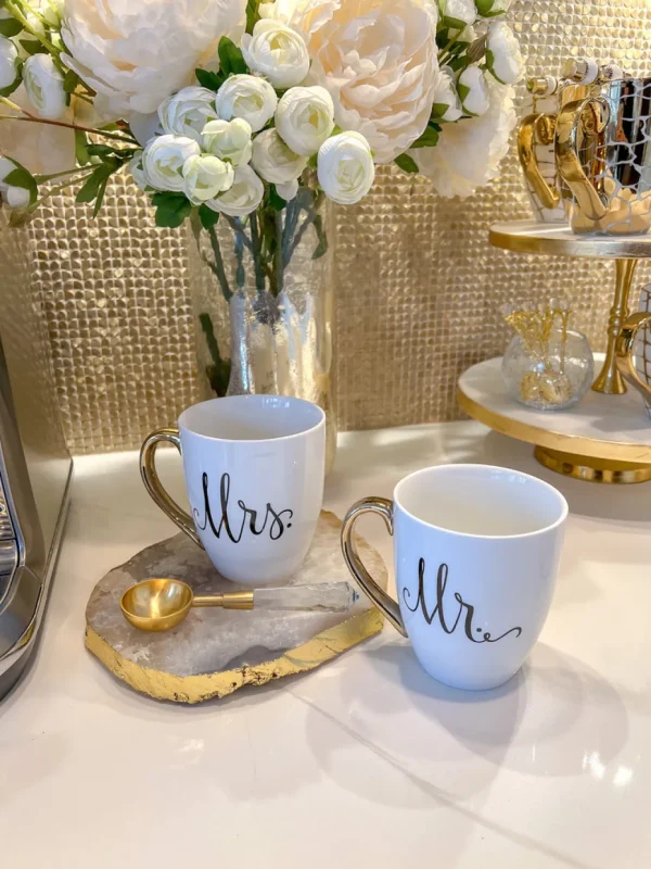 Inspire Me! Home Decor Mr. & Mrs. Mug Set (Set Of 2) Gold