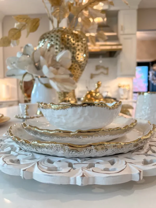 Inspire Me! Home Decor White And Gold Ombre Dinner Set