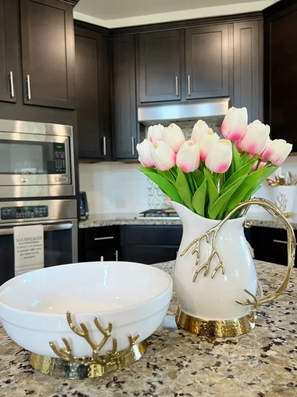 Inspire Me! Home Decor White Ceramic Bowl With Gold Textured Details On Gold Base ” From Pops Of Color Home Collection”