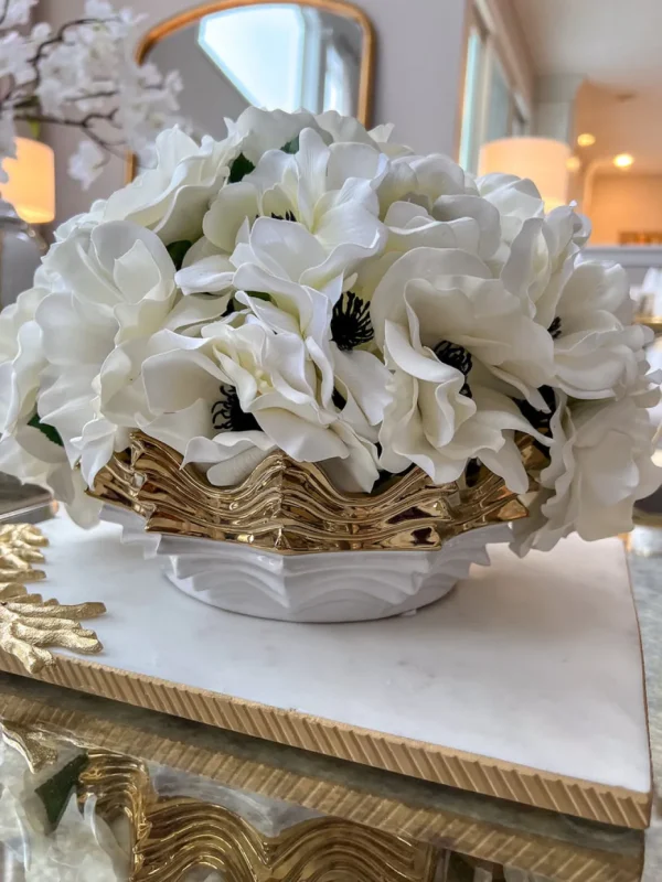 Inspire Me! Home Decor White And Gold Scalloped Bowl